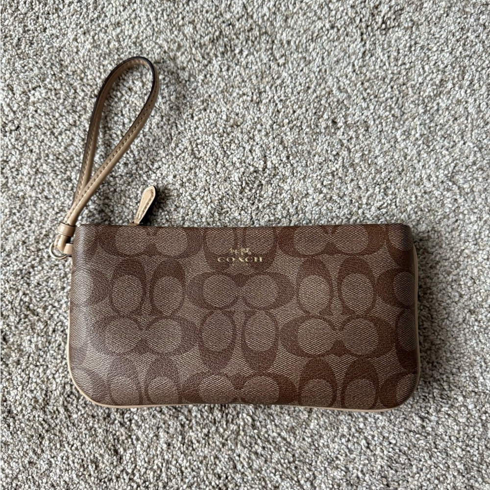 Coach Signature Brown Wristlet